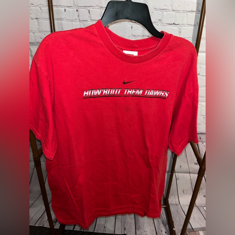Vintage Nike Georgia Bulldogs Shirt
